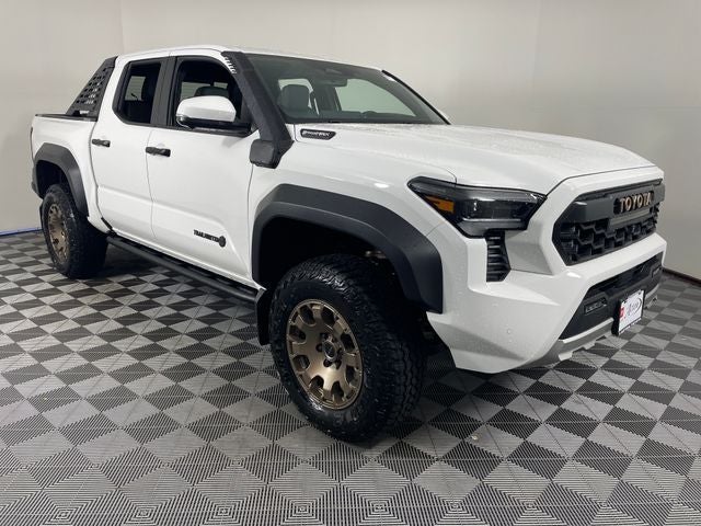 2026 Toyota Tacoma i-FORCE MAX Trailhunter