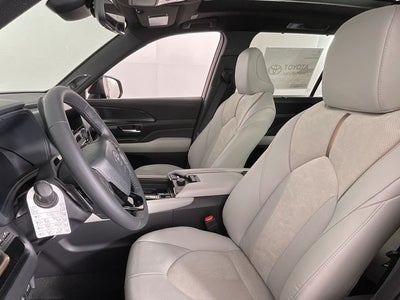 2026 Toyota Grand Highlander Hybrid MAX Platinum