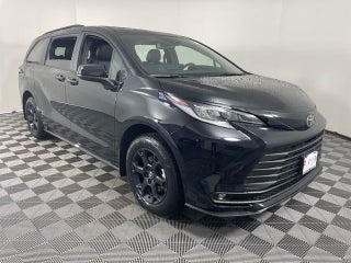 2026 Toyota Sienna Woodland Edition
