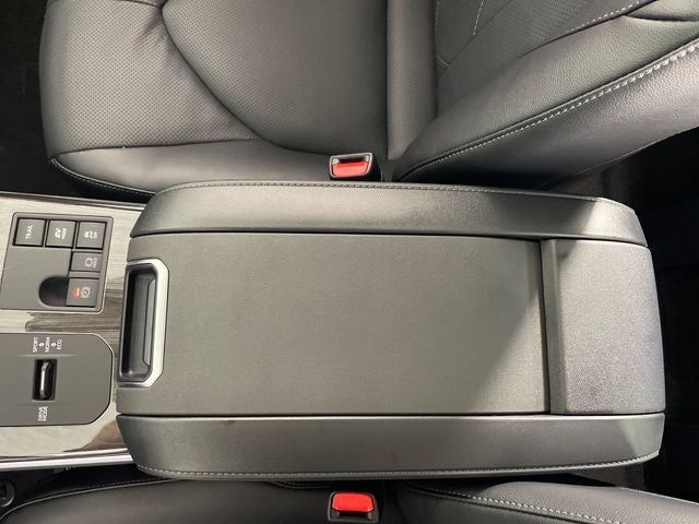 2026 Toyota Highlander Hybrid Hybrid Platinum