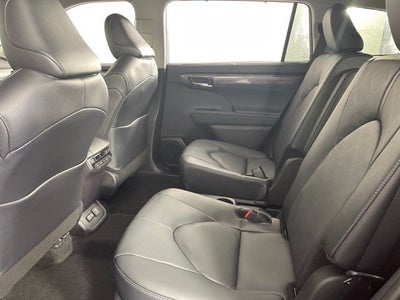 2026 Toyota Highlander Hybrid Hybrid Platinum