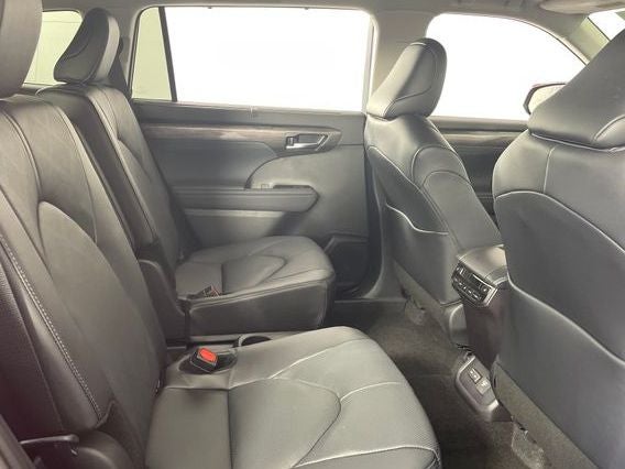 2026 Toyota Highlander Hybrid Hybrid Platinum