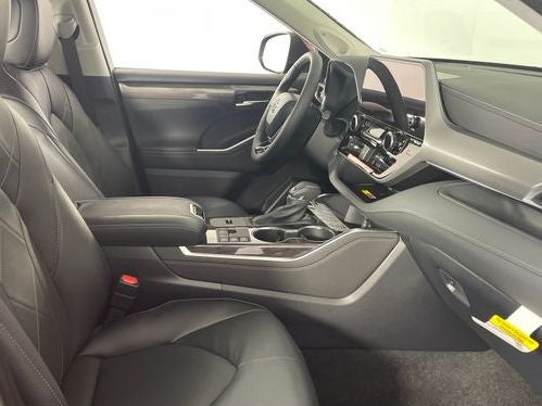 2026 Toyota Highlander Hybrid Hybrid Platinum