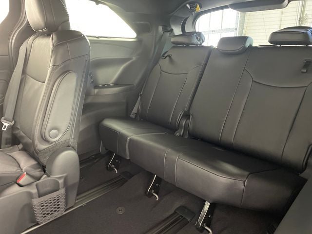 2026 Toyota Sienna Platinum 7 Passenger
