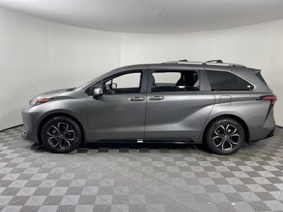 2026 Toyota Sienna Platinum 7 Passenger