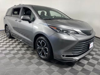 2026 Toyota Sienna Platinum 7 Passenger
