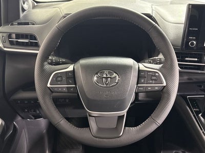 2026 Toyota Sienna Platinum 7 Passenger