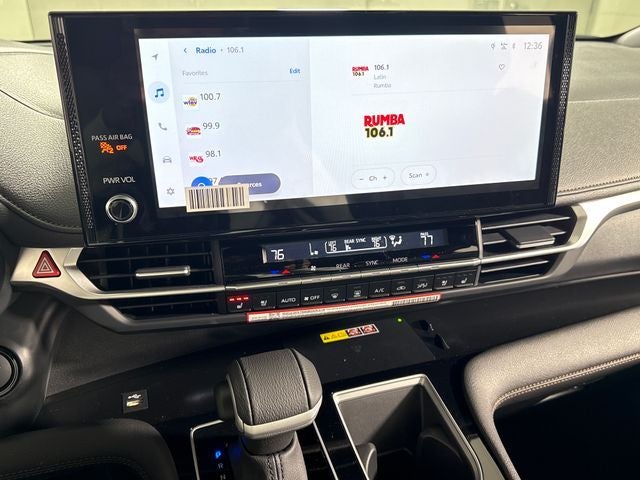 2026 Toyota Sienna Platinum 7 Passenger