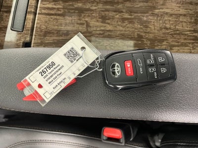 2026 Toyota Sienna Platinum 7 Passenger