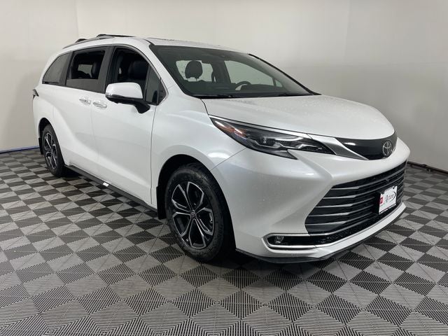 2026 Toyota Sienna Platinum 7 Passenger
