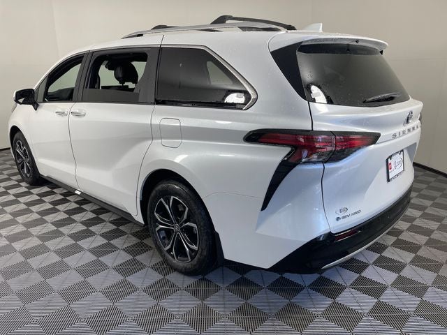 2026 Toyota Sienna Platinum 7 Passenger