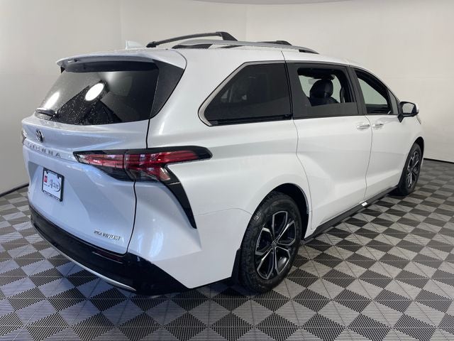 2026 Toyota Sienna Platinum 7 Passenger