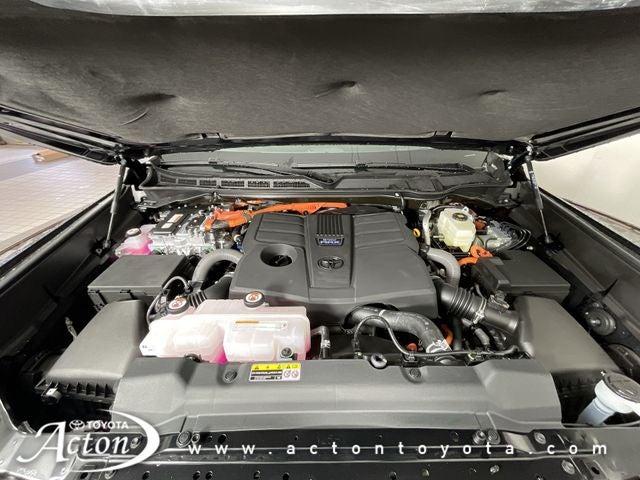 2026 Toyota Tundra i-FORCE MAX Platinum i-FORCE MAX