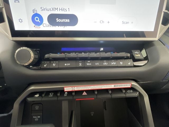 2026 Toyota Tundra i-FORCE MAX Platinum i-FORCE MAX