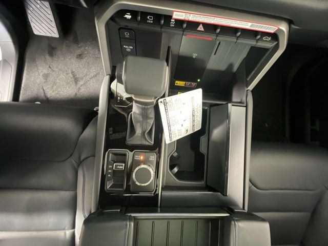 2026 Toyota Tundra i-FORCE MAX Platinum i-FORCE MAX