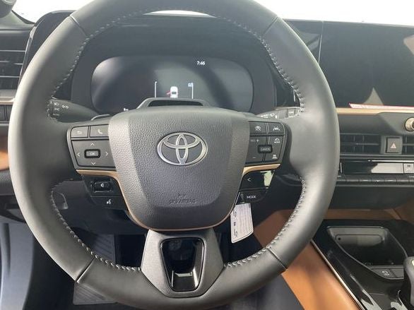 2026 Toyota Toyota Crown Signia Limited