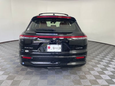 2026 Toyota Toyota Crown Signia Limited