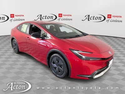 2025 Toyota Prius Plug-in Hybrid SE