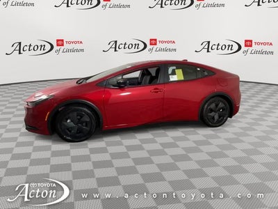 2025 Toyota Prius Plug-in Hybrid SE