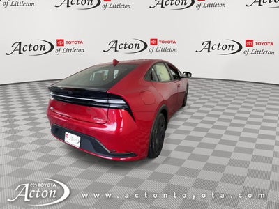 2025 Toyota Prius Plug-in Hybrid SE