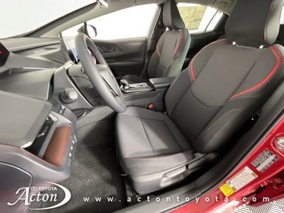 2025 Toyota Prius Plug-in Hybrid SE