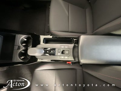 2025 Toyota Prius Plug-in Hybrid SE