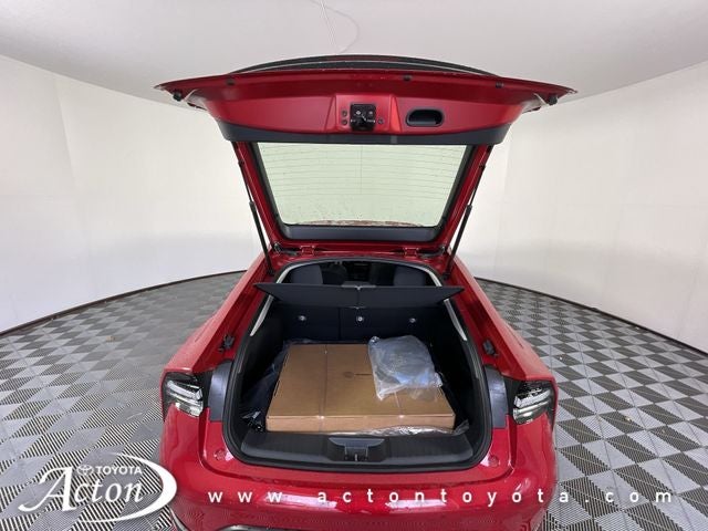 2025 Toyota Prius Plug-in Hybrid SE