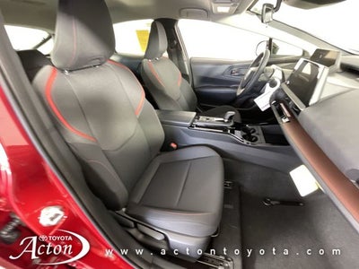 2025 Toyota Prius Plug-in Hybrid SE