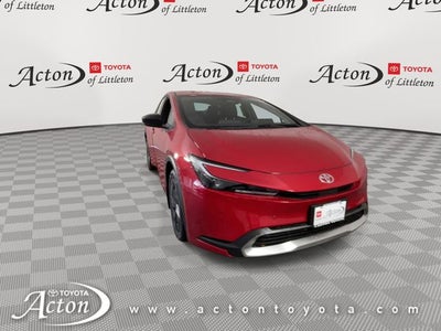 2025 Toyota Prius Plug-in Hybrid SE