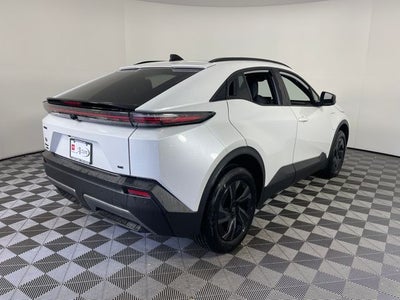 2026 Toyota C-HR SE