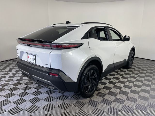 2026 Toyota C-HR SE