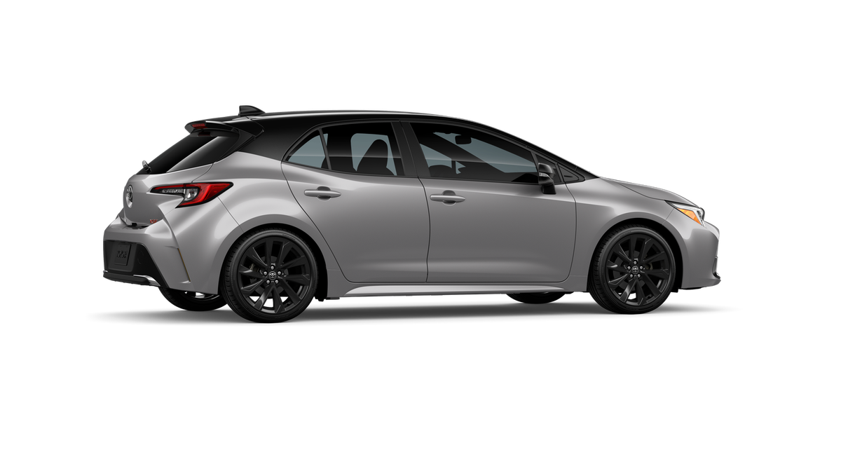 2026 Toyota Corolla Hatchback XSE - Photo 11