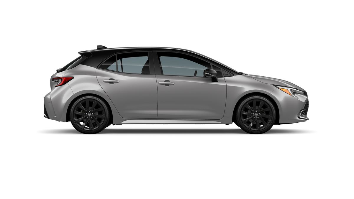 2026 Toyota Corolla Hatchback XSE - Photo 12