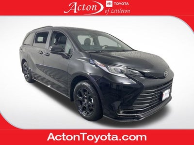 2026 Toyota Sienna Woodland Edition