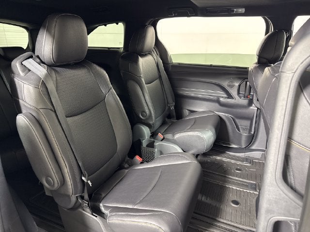 2026 Toyota Sienna Woodland Edition