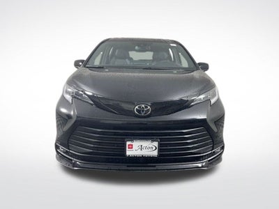 2026 Toyota Sienna Woodland Edition
