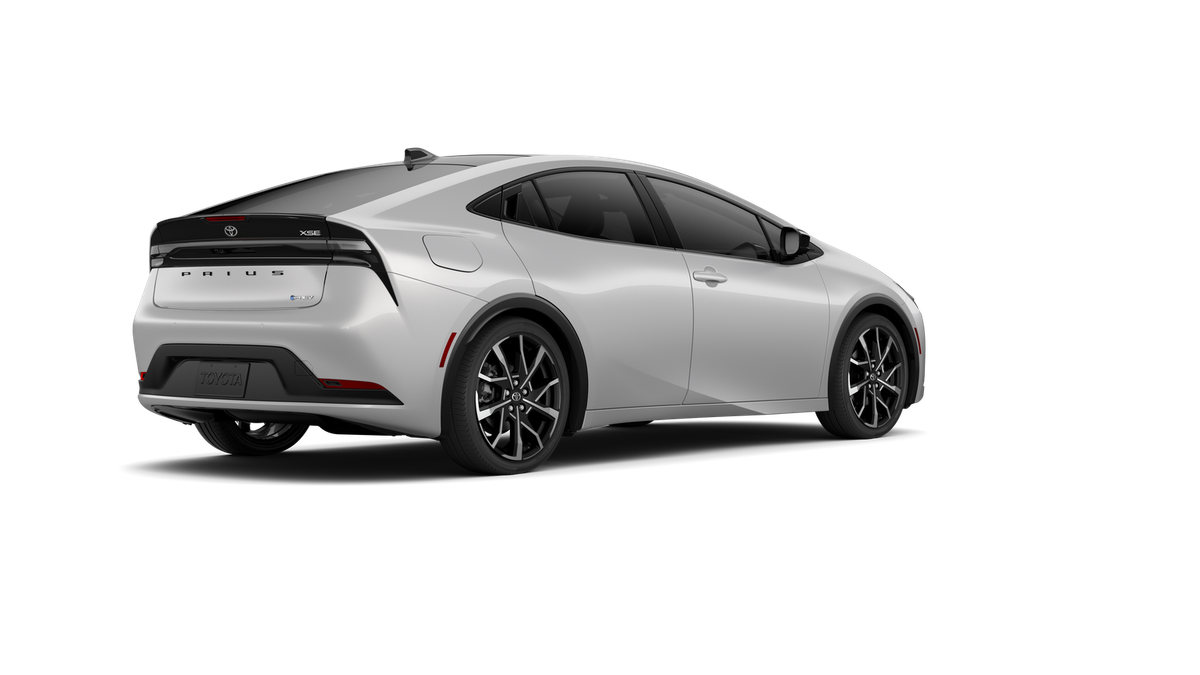 2027 Toyota Prius Plug-in Hybrid XSE Premium