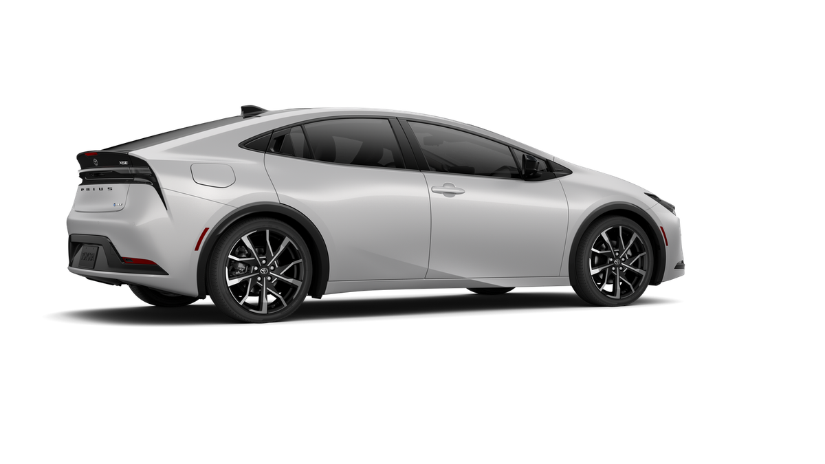 2027 Toyota Prius Plug-in Hybrid XSE Premium