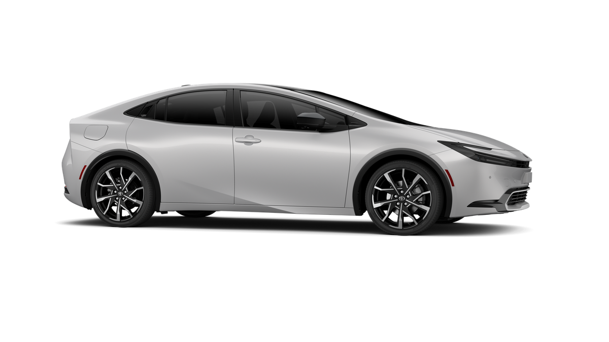 2027 Toyota Prius Plug-in Hybrid XSE Premium