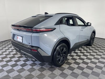 2026 Toyota C-HR SE