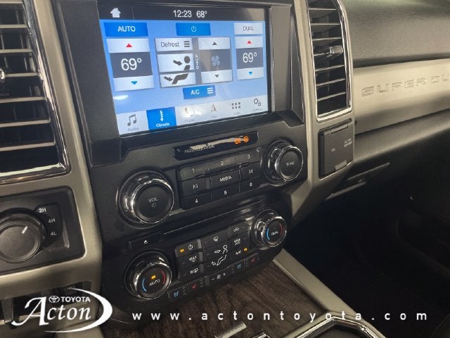 2017 Ford F-250SD Lariat