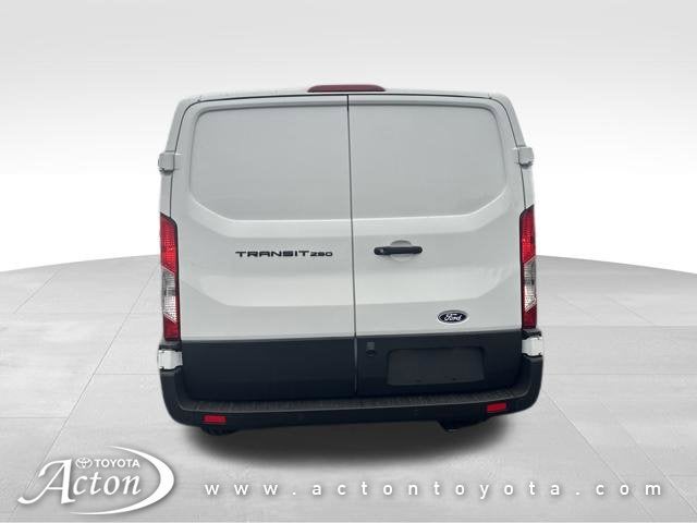 2026 Ford Transit Base