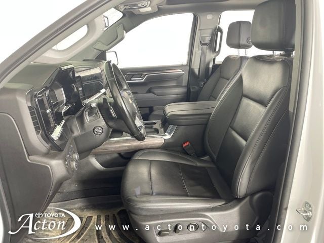 2025 Chevrolet Silverado LTZ