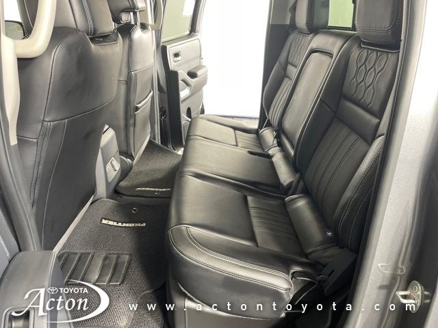 2024 Nissan Frontier SL