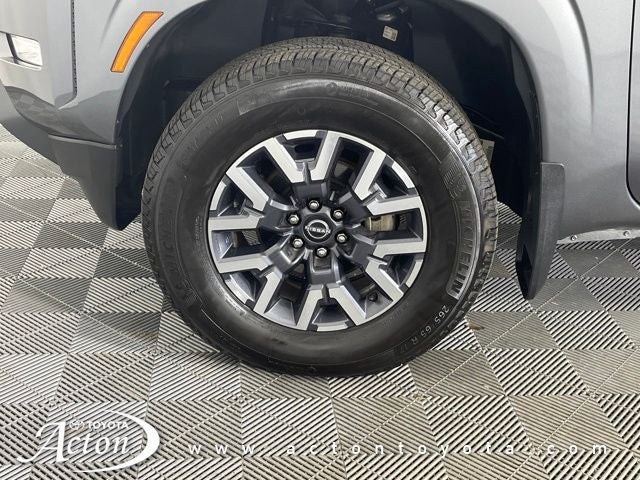 2024 Nissan Frontier SL