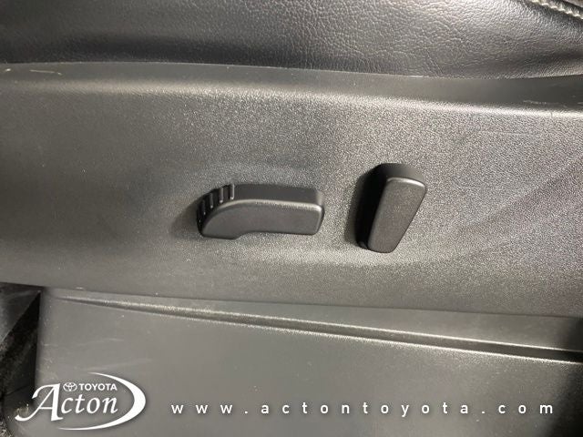 2024 Nissan Frontier SL