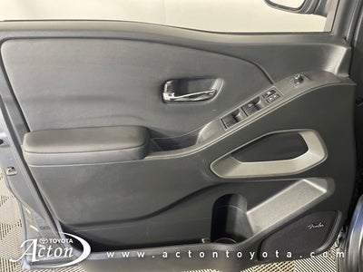 2024 Nissan Frontier SL