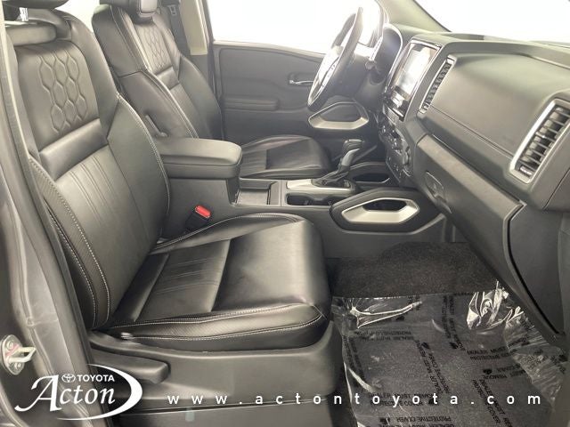 2024 Nissan Frontier SL