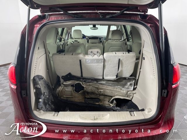 2017 Chrysler Pacifica Touring L