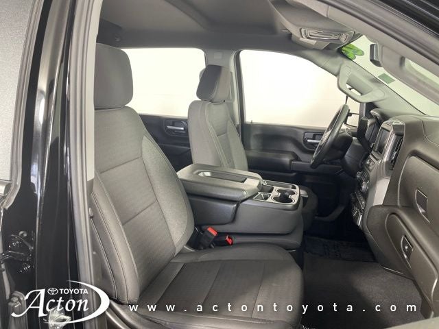 2024 Chevrolet Silverado HD Custom